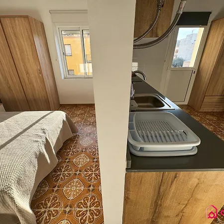 El Mini Piso * San Juan de Moró